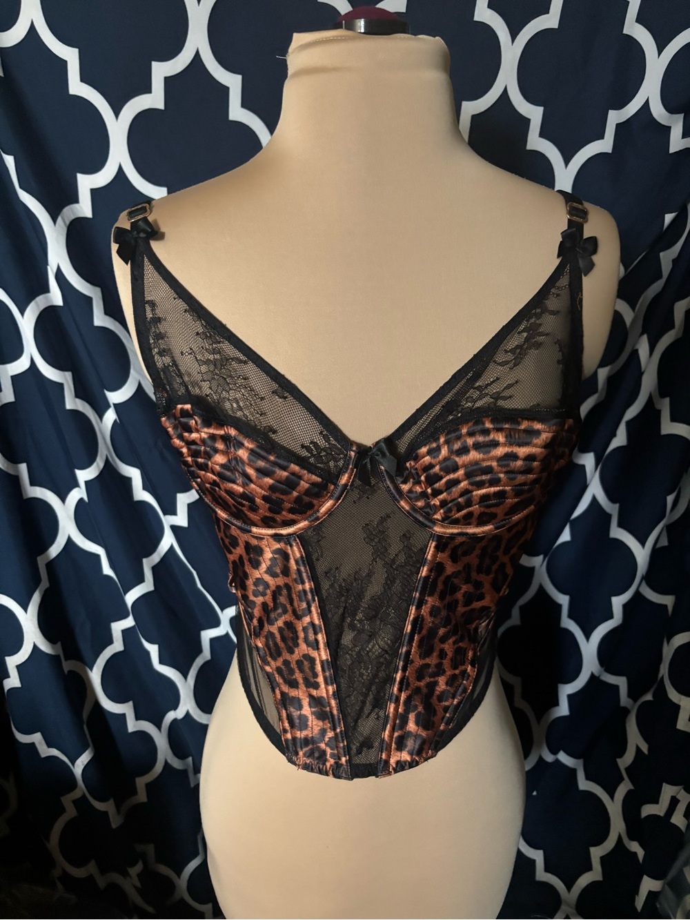 Honey Birdette Marilyn Leopard Bustier
32 / DDD/F